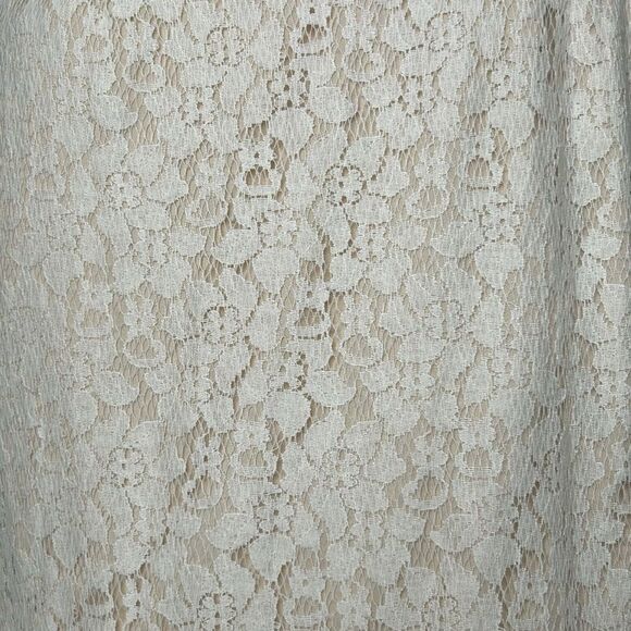 NEW DAVID’S BRIDAL STUDIO | Embroidered Floral Lace Dress - Sz 6 - Picture 7 of 8